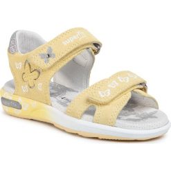 Sandały SUPERFIT - 6-06131-60 S Gelb. Żółte sandały dziewczęce Superfit, ze skóry, bez zapięcia. W wyprzedaży za 249,00 zł.