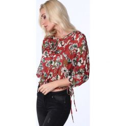 Bluzki damskie: Bluzka cienka w kwiaty ruda MP28546