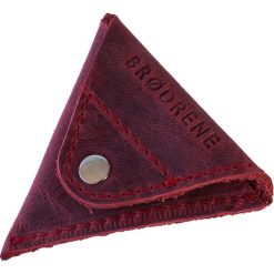 Skórzana bilonówka coin wallet BRODRENE CW01 czerwony - Czerwony. Czerwone portfele męskie Brødrene, bez wzorów, ze skóry. Za 39,99 zł.