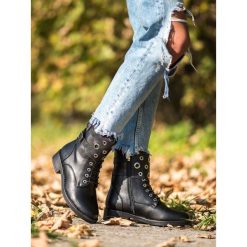Wysokie workery z dŻetami. Workery damskie FILIPPO, ze skóry ekologicznej, na wysokim obcasie, bez zapięcia. Za 172,90 zł.