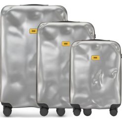 Walizki Icon w zestawie 3 el. srebrny. Szare walizki Crash Baggage, bez wzorów, z tkaniny, wakacyjne. Za 2994,00 zł.