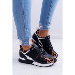 Sportowe Damskie Buty W Panterkę Czarne Fippo. Czarne buty sportowe damskie Tagless, z aplikacjami, sportowe. Za 109,00 zł.