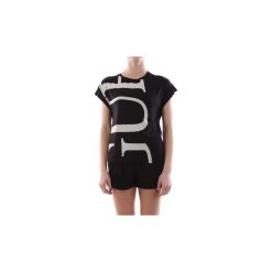 T-shirty z krótkim rękawem Guess W92I56 K68D0 SS VN KIMONO. Czarne t-shirty damskie Guess, s, z aplikacjami, bez kołnierzyka. Za 193,66 zł.