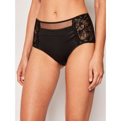 Figi klasyczne z wysokim stanem Calvin Klein Underwear Hight Waist Hipster 000QF5905E. Czarne figi damskie Calvin Klein Underwear, l, bez wzorów, z elastanu. W wyprzedaży za 129,00 zł.