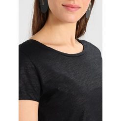 T-shirty damskie: DAY Birger et Mikkelsen DAY JUMP Tshirt basic caviar