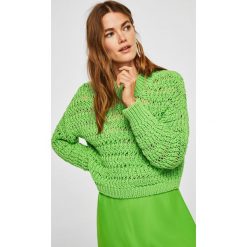 Mango - Sweter Clover. Zielone bez kategorii Mango, s, z bawełny, z okrągłym kołnierzem. W wyprzedaży za 99,90 zł.