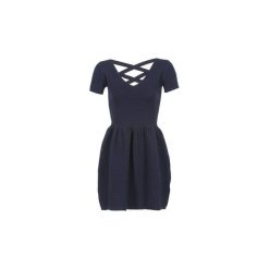 Sukienki krótkie Betty London FLOTUNE. Niebieskie sukienki mini Betty London, l, z krótkim rękawem. Za 103,20 zł.