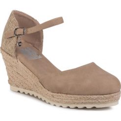 Espadryle XTI - 34305 Taupe. Brązowe espadryle damskie Xti, bez wzorów, ze skóry ekologicznej, bez obcasa, na obcasie. Za 199,00 zł.