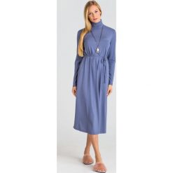 SUKIENKA ALIBI MAX MARA LEISURE. Szare sukienki damskie Max Mara Leisure, na co dzień, s, w paski, z materiału, z golfem, bez rękawów, maxi, proste. Za 425,40 zł.