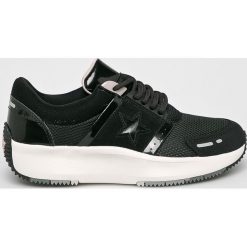 Converse - Buty. Czarne buty sportowe damskie Converse, bez wzorów, z gumy, sportowe. Za 399,90 zł.