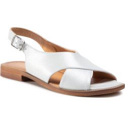 Sandały LASOCKI - TTT-M002-01 Silver. Szare klapki damskie Lasocki, bez wzorów, ze skóry, bez obcasa, na obcasie. Za 149,99 zł.
