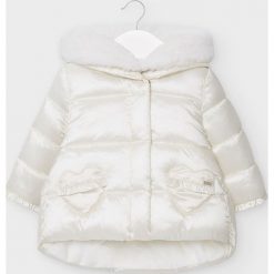 Mayoral - Kurtka dziecięca 68-80 cm. Białe kurtki dziewczęce Mayoral, bez wzorów, z poliesteru, krótkie, z kapturem. Za 175,90 zł.