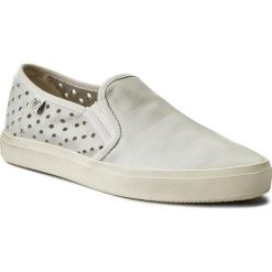 Tenisówki MARC O'POLO - 702 13943502 102 White 102. Białe półbuty damskie Marc O'Polo, na co dzień, bez wzorów, ze skóry, bez obcasa, bez zapięcia. Za 319,00 zł.