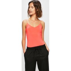 Tally Weijl - Top. Pomarańczowe bluzki damskie TALLY WEIJL, s, bez wzorów, z elastanu, bez kołnierzyka, bez rękawów. W wyprzedaży za 29,90 zł.