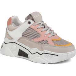 Sneakersy GOE - FF2N3005 Grey. Brązowe półbuty damskie GOE, bez wzorów, z zamszu, bez obcasa, na płaskiej podeszwie, bez zapięcia. Za 439,00 zł.