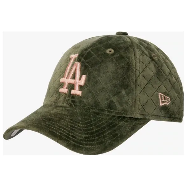 New Era Czapka Winter Pack 9Forty Wmns Losdod Novrgd , zielony, rozmiar ONE-SIZE. Zielone czapki damskie New Era, na zimę, w paski, z poliesteru. W wyprzedaży za 99,99 zł.