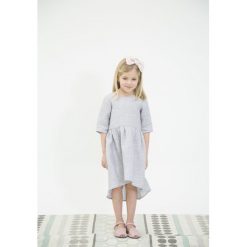 EMILY Sukienka asymetryczna. Szare sukienki dziewczęce z falbanami Pakamera, eleganckie. Za 209,00 zł.