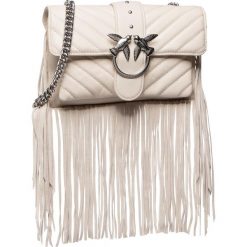 Torebka PINKO - Love Mini Soft Fringes Cl PE 20 PLTT 1P21PM Y675 White I09. Białe torebki klasyczne damskie Pinko, bez wzorów, ze skóry, wizytowe, bez dodatków. W wyprzedaży za 969,00 zł.