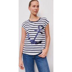 T-shirt z błyszczącym nadrukiem - Wielobarwny. T-shirty damskie Reserved, s, z nadrukiem, bez kołnierzyka. W wyprzedaży za 29,99 zł.