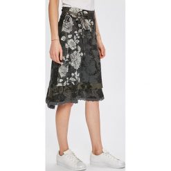 Desigual - Spódnica. Szare spódniczki damskie Desigual, na co dzień, s, bez wzorów, z wiskozy, midi, proste. W wyprzedaży za 179,90 zł.