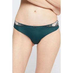 Etam - Figi Blush. Różowe majtki damskie Etam, z aplikacjami, z elastanu. W wyprzedaży za 59,90 zł.