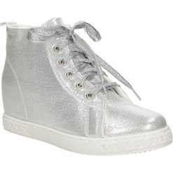 Sneakersy na koturnie Casu A02. Szare sneakersy damskie marki Casu. Za 49,99 zł.