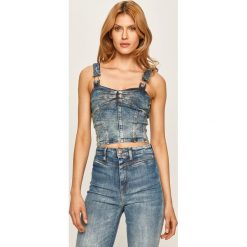 Guess Jeans - Bluzka. Niebieskie bluzki damskie Guess Jeans, s, z aplikacjami, z elastanu, z okrągłym kołnierzem, bez rękawów. W wyprzedaży za 299,90 zł.