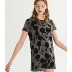 Dwuczęściowa piżama Mickey Mouse - Szary. Szare piżamy damskie marki Sinsay, l, z motywem z bajki. Za 49,99 zł.