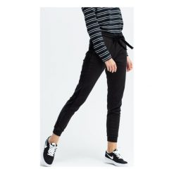 Feewear Spodnie Atis , czarny, rozmiar XS. Czarne spodnie damskie Feewear, s, z bawełny. W wyprzedaży za 79,99 zł.