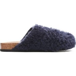 Granatowe Kapcie Take Me Home. Niebieskie kapcie damskie Renee. Za 39,99 zł.