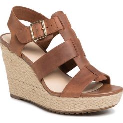 Espadryle CLARKS - Martisa95 Glad 261492964 Tan Leather. Pomarańczowe espadryle damskie Clarks, bez wzorów, ze skóry ekologicznej, bez obcasa, na obcasie. Za 469,00 zł.
