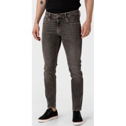 Scotch & Soda Dżinsy Szary. Szare jeansy męskie Scotch & Soda, bez wzorów. Za 526,95 zł.