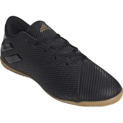 Buty halowe adidas Nemeziz 19.4 In M F34529. Czarne buty sportowe męskie Adidas, z materiału, bez zapięcia, do piłki nożnej. W wyprzedaży za 249,00 zł.