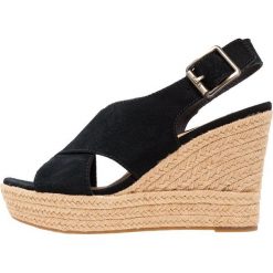Rzymianki damskie: UGG HARLOW Sandały na obcasie black
