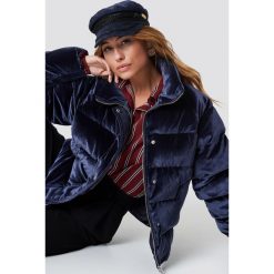 NA-KD Aksamitna kurtka - Blue. Niebieskie kurtki damskie NA-KD, z materiału. Za 404,95 zł.