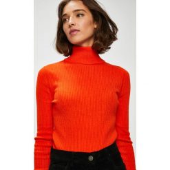 Calvin Klein Jeans - Sweter. Czerwone golfy damskie marki Calvin Klein Jeans, s, z wełny, z krótkim rękawem. W wyprzedaży za 299,90 zł.