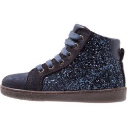 Bisgaard Tenisówki i Trampki wysokie blue glitter. Niebieskie trampki chłopięce marki Bisgaard, z materiału. Za 399,00 zł.