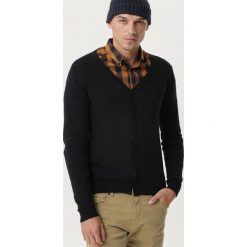 Czarny Kardigan Ashwell. Czarne kardigany męskie Born2be, xl, bez wzorów, długie. Za 99,99 zł.