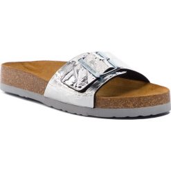 Klapki DR. BRINKMANN - 701254 Silber 92. Szare klapki damskie marki Dr. Brinkmann, z aplikacjami, ze skóry ekologicznej, bez obcasa. Za 139,00 zł.