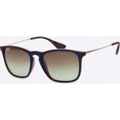 Ray-Ban - Okulary Chris. Niebieskie okulary przeciwsłoneczne damskie Ray-Ban, prostokątne. W wyprzedaży za 339,90 zł.