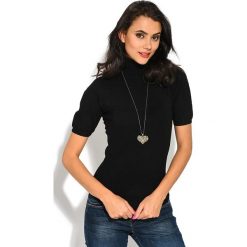 Sweter w kolorze czarnym. Czarne swetry damskie William de Faye, bez wzorów, z kaszmiru, z krótkim rękawem, krótkie, bez kaptura. W wyprzedaży za 99,95 zł.