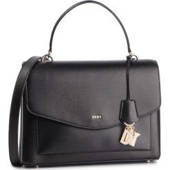 Torebka DKNY - R91D3A60 Blk/gold BGD. Czarne torebki klasyczne damskie DKNY, bez wzorów, ze skóry, eleganckie, bez dodatków. W wyprzedaży za 719,00 zł.