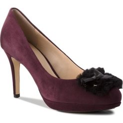Szpilki HÖGL - 6-108092 Darkplum/Black 8101. Fioletowe półbuty damskie HÖGL, z aplikacjami, ze skóry, eleganckie, bez obcasa, na obcasie, bez zapięcia. W wyprzedaży za 419,00 zł.