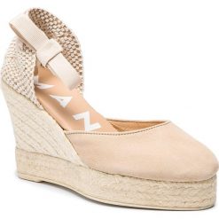 Espadryle MANEBI - Wedge Valenciana M 1.1 Champagne Beige. Brązowe espadryle damskie Manebi, bez wzorów, ze skóry, bez obcasa, na obcasie. W wyprzedaży za 389,00 zł.