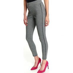 Legginsy w mikrowzorek. Czarne legginsy damskie eleganckie. W wyprzedaży za 49,99 zł.