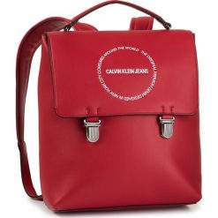 Plecak CALVIN KLEIN JEANS - Sculpted Bp W/Slip Locks K60K606143 XA9. Czerwone plecaki damskie Calvin Klein Jeans, bez wzorów, z jeansu, klasyczne. W wyprzedaży za 369,00 zł.