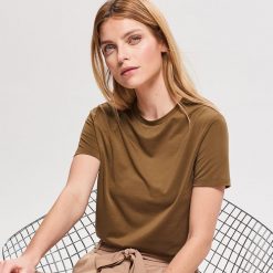 T-shirt z domieszką lyocellu - Khaki. Brązowe t-shirty damskie marki Reserved, s, z lyocellu. Za 49,99 zł.