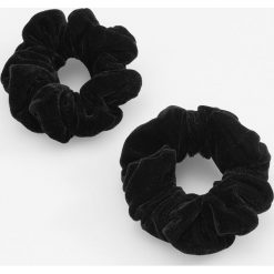 Gumka do włosów 2 pack - Czarny. Czarne gumki do włosów damskie Reserved, bez wzorów. Za 29,99 zł.