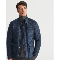 Pikowana kurtka ze stójka - Granatowy. Niebieskie kurtki męskie marki Reserved, l. Za 239,99 zł.