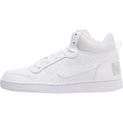 Nike Sportswear COURT BOROUGH Tenisówki i Trampki wysokie weiß/hellgrau. Białe trampki dziewczęce Nike Sportswear, ze skóry. Za 229,00 zł.